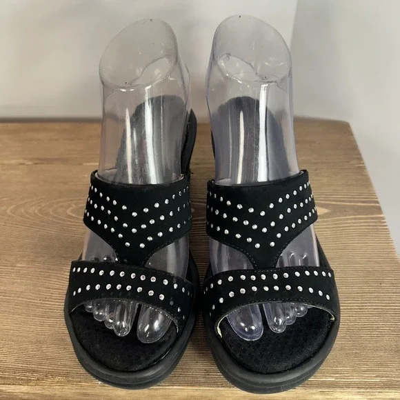 Skechers Black Studded Wedge Slide Sandals Womens 9 Memory Foam Whimsigoth Y2K - Picture 5 of 10